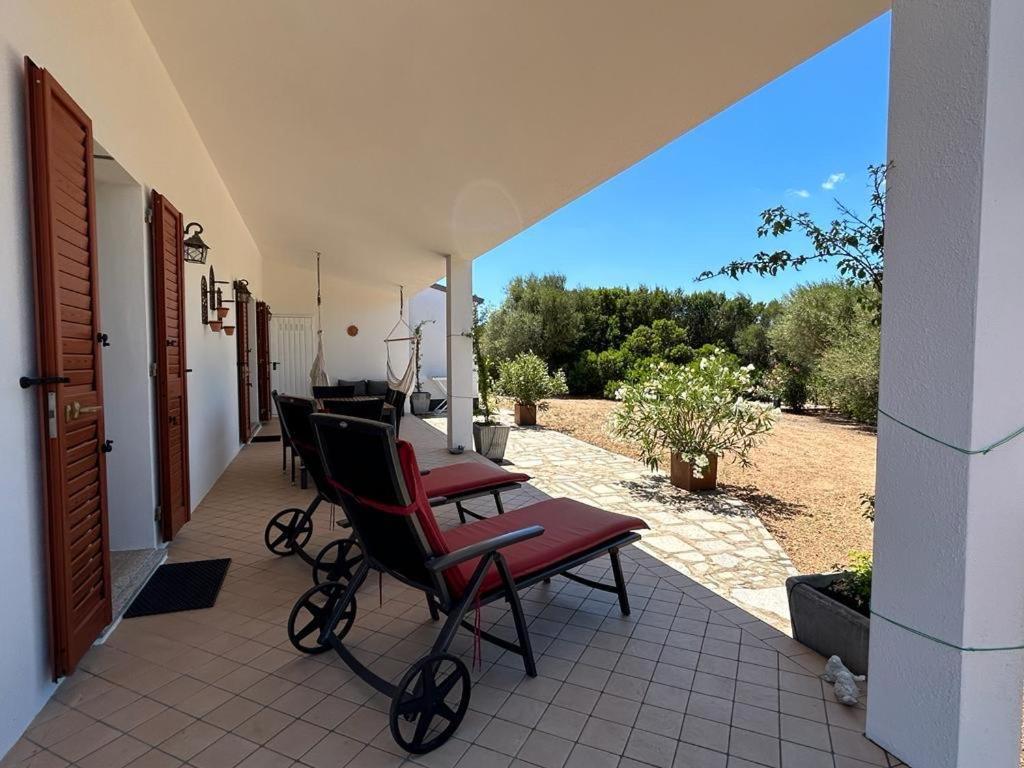 La Piana Holiday House Bassacutena Bagian luar foto