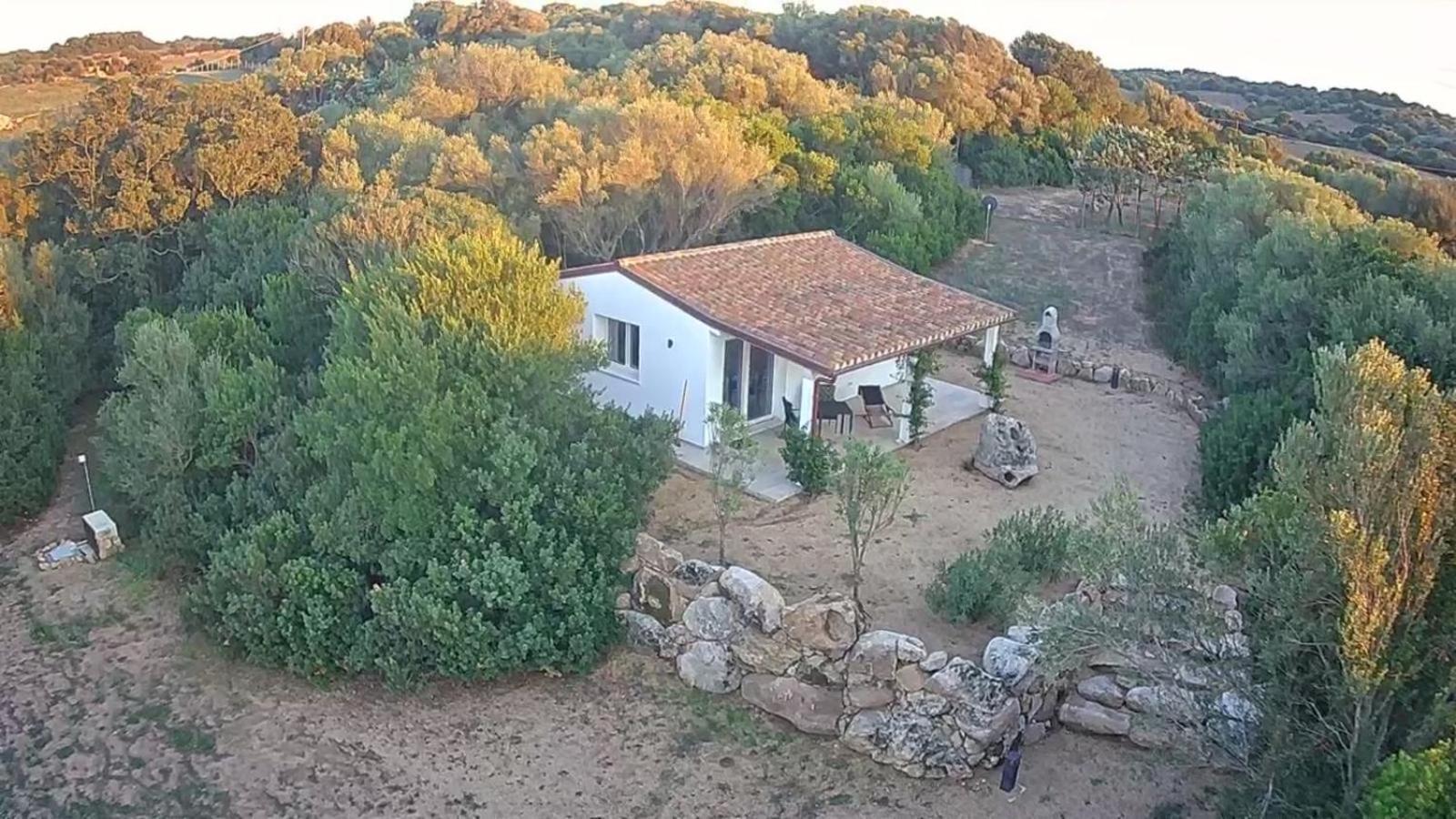 La Piana Holiday House Bassacutena Bagian luar foto