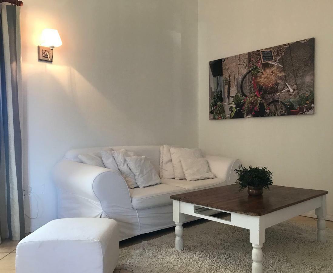 La Piana Holiday House Bassacutena Bagian luar foto