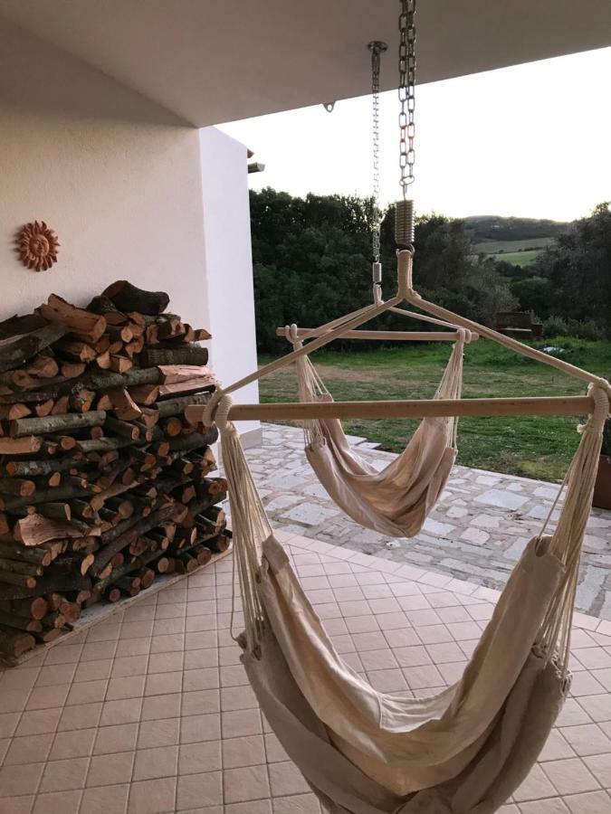 La Piana Holiday House Bassacutena Bagian luar foto